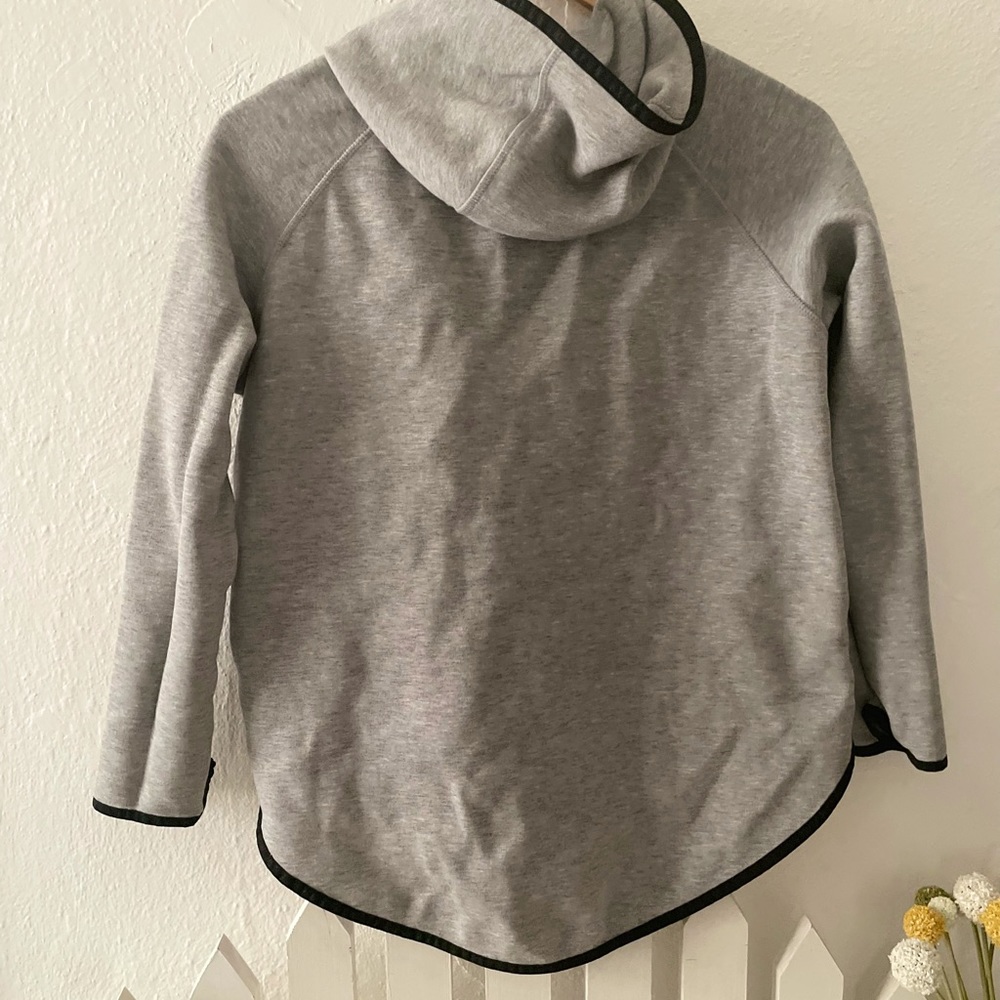 Nike jacket - Picture 2 of 3